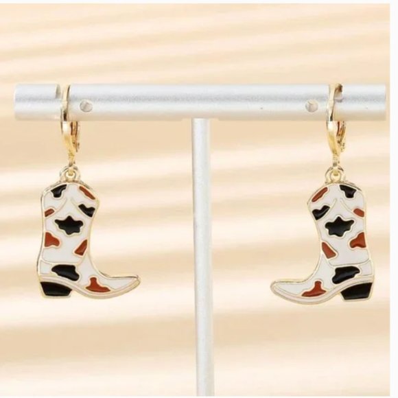 ⭐️✨ FREE Country Cowboy Boots Rock Cow Print Hipster Music Drop Chic Earrings - Picture 2 of 7